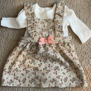 Elegant infant dress